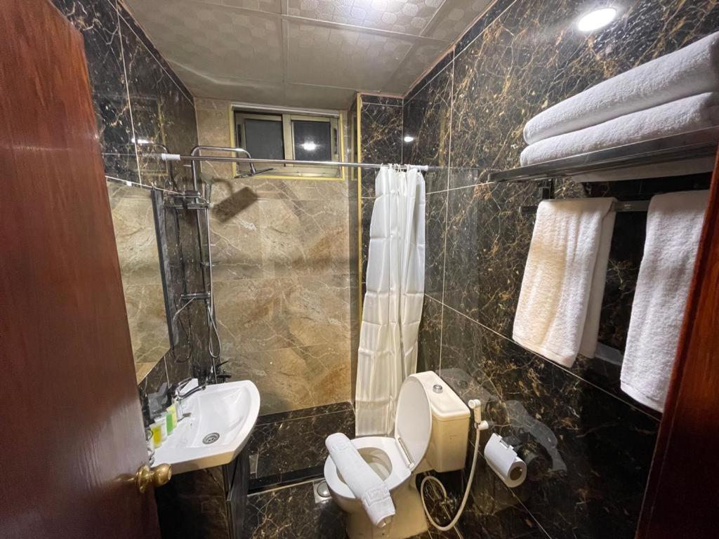 Madison Hotel アンマン エクステリア 写真