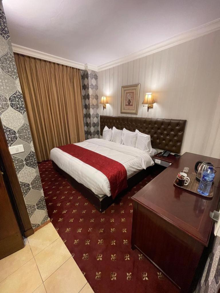 Madison Hotel アンマン エクステリア 写真